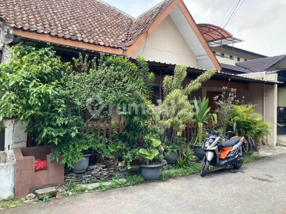 Rumah Lama SHM Dekat Ibcc Ahmad Yani Supratman Riau Kota Bandung