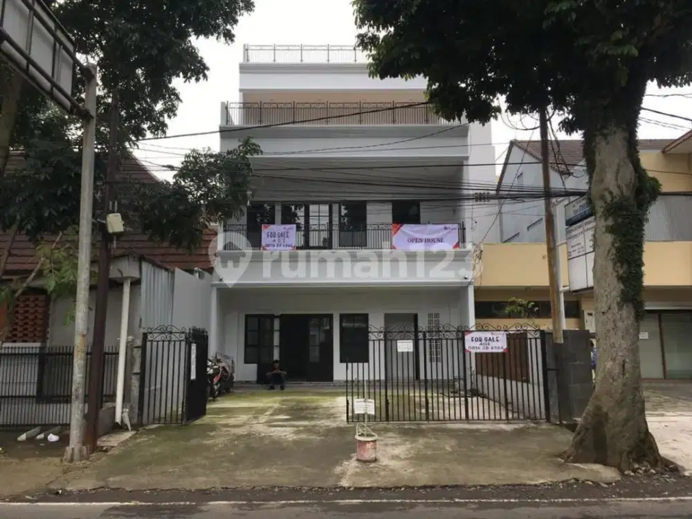 Ruko Baru 3 Lantai + Rooftop Area Riau Martadinata Kota Bandung