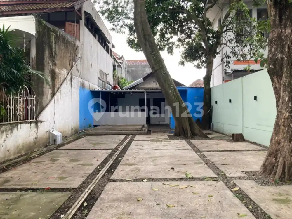 Rumah Hitung Tanah SHM Lokasi Strategis Mainroad Riau Martadinata