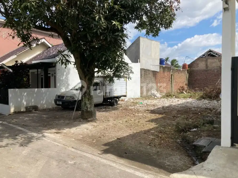 Tanah Dijual Luas 250 Kotak 10X25 SHM Cisaranten Kulon Arcamanik