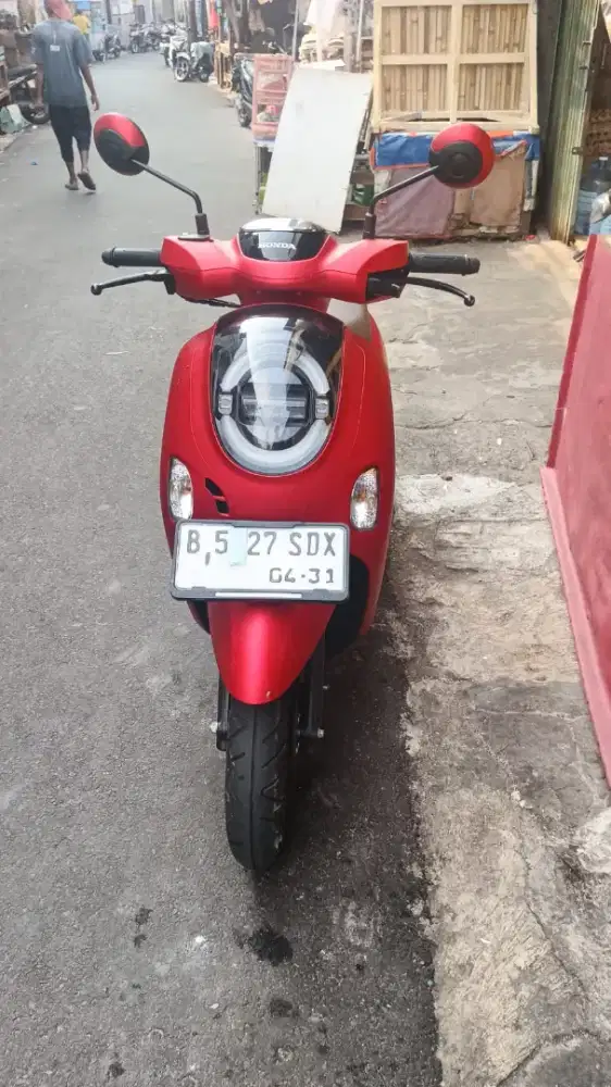 Honda scoopy 2026 merah