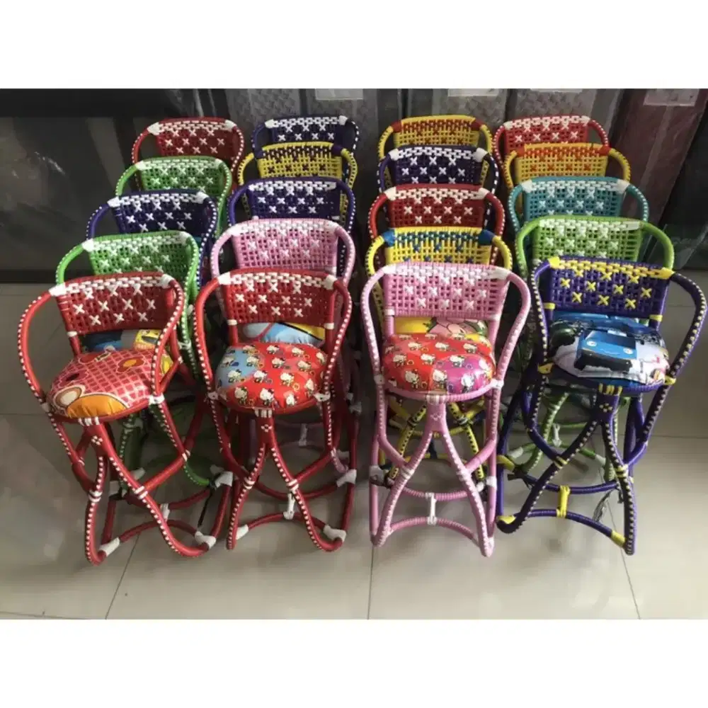 Kursi bonceng rotan