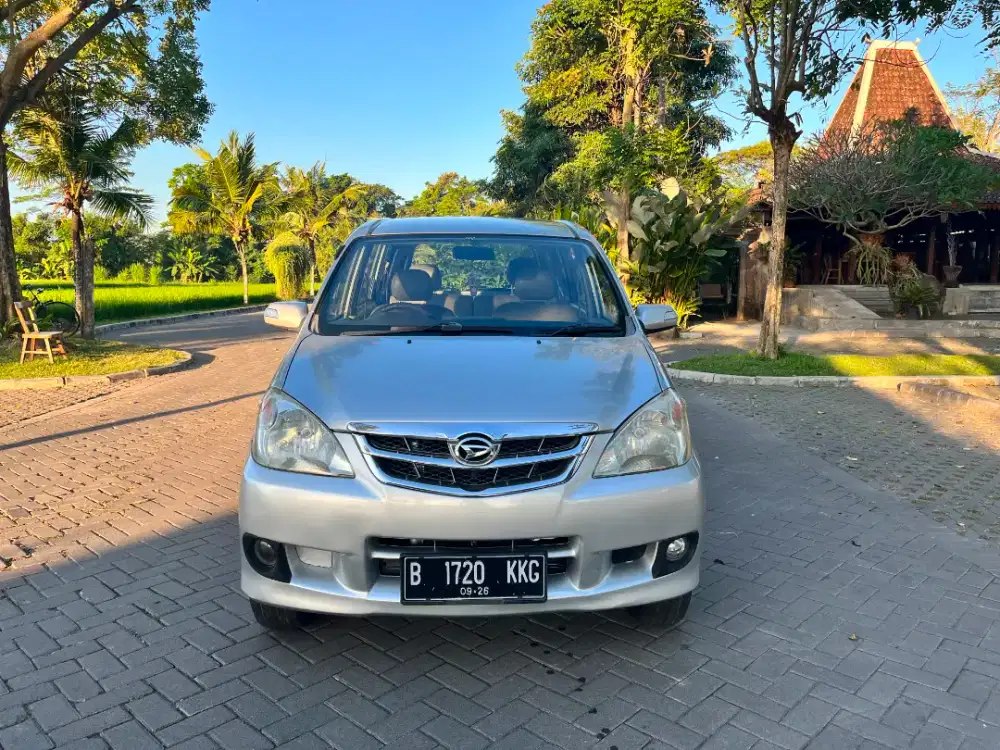 DAIHATSU XENIA XI MANUAL