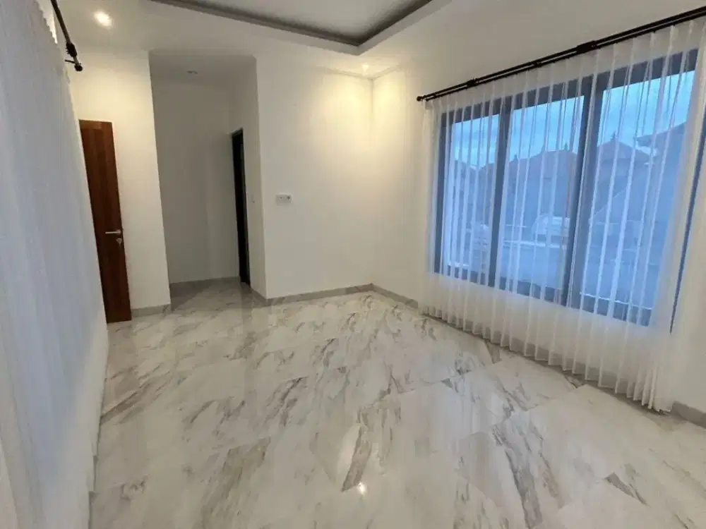 Rumah Nyaman Modern Lantai 2 Di Ciung Wanara, Renon
