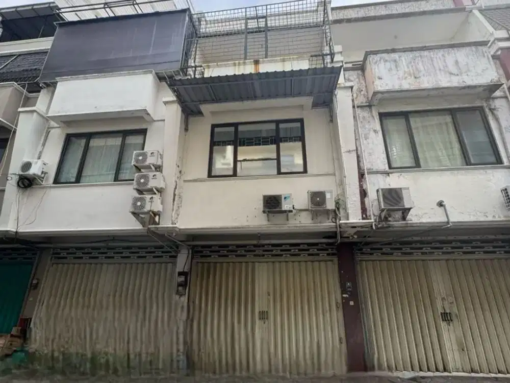 Jual Ruko Siap Pakai 3 Lantai di Klampis Square Surabaya