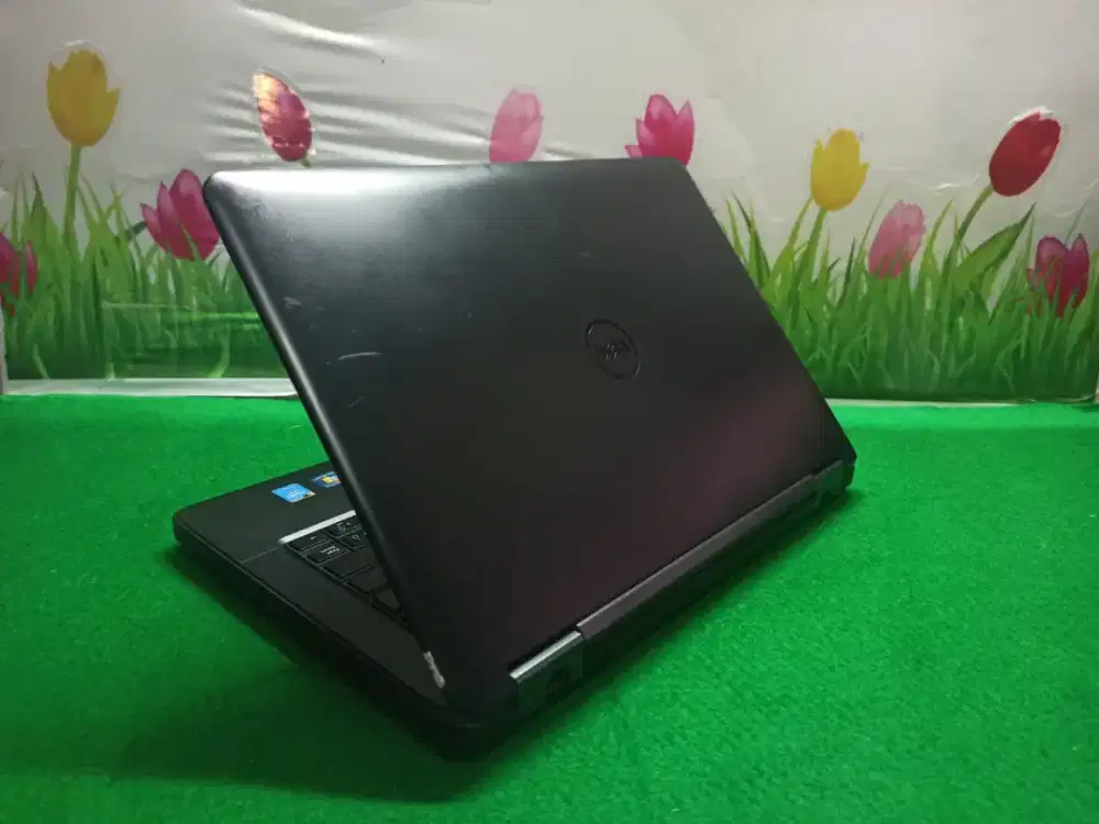 Laptop sekolah /karyawan.. Dell Latitude E5440 Core i5 /8GB /128 GB