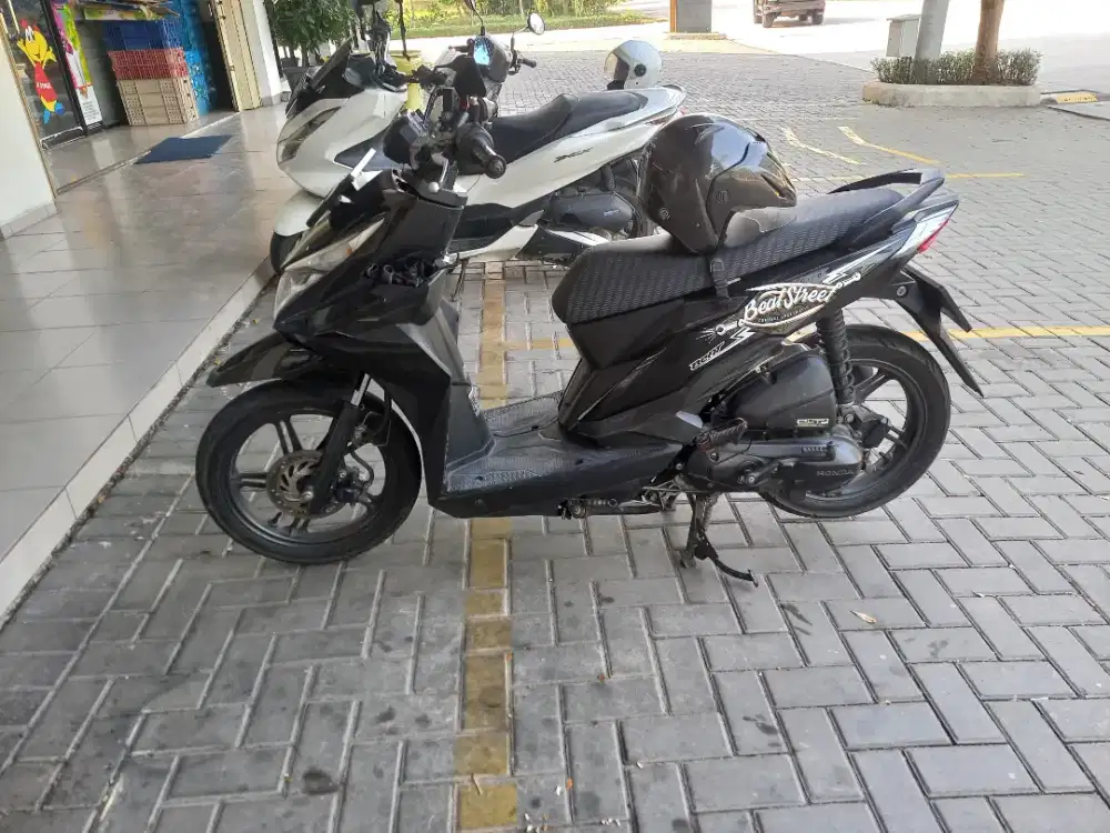 Honda beat street