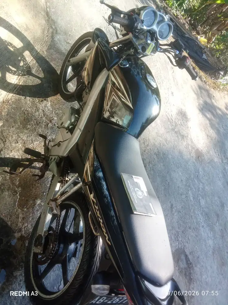 Dijual secepatnya Vixion thn 2008 plat ab kota surat lgkap BPKB STNK a