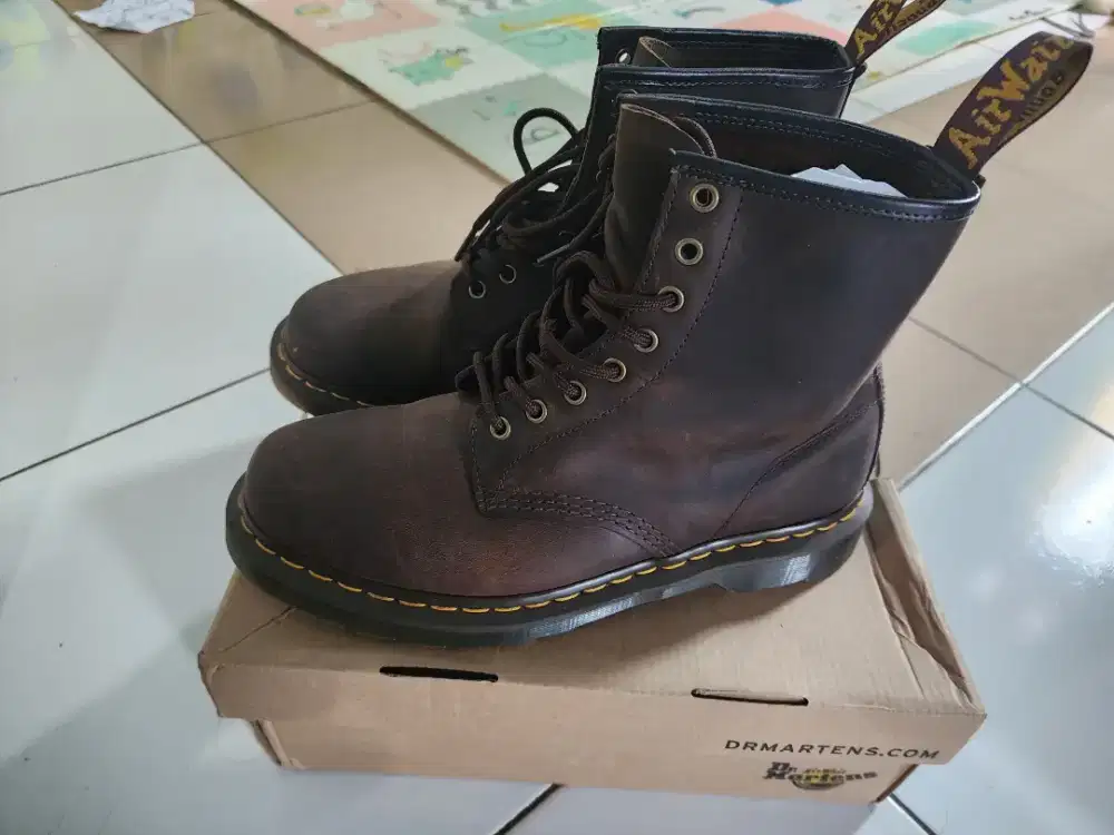 Sepatu Boot Dr Martens 1460 Dark Brown