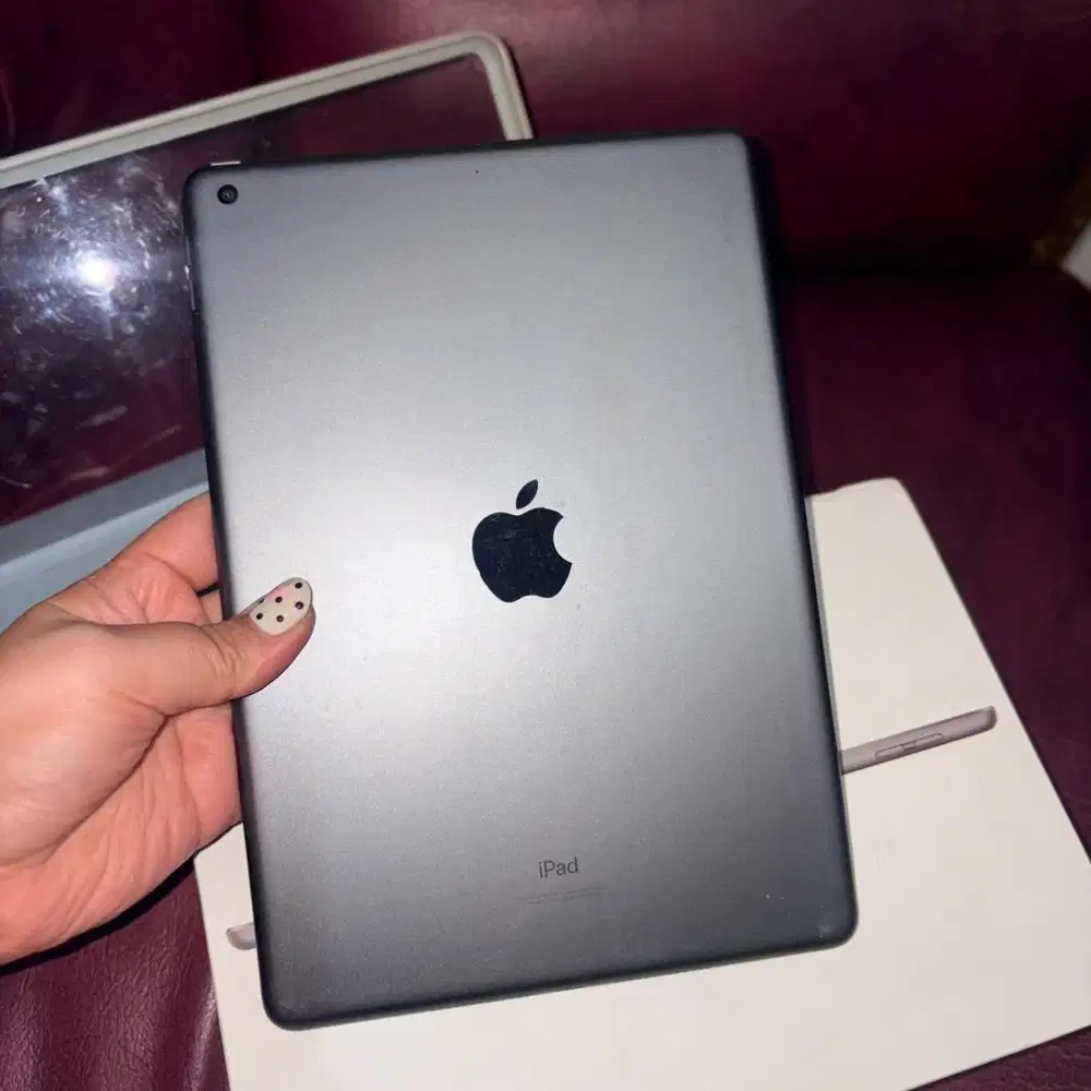 For sale ipad gen 9 64gb silver