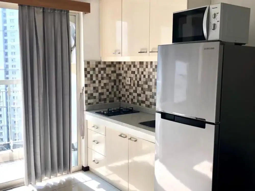 2BR furnish 2 WC renov view pool Apt.Royal mediterania garden dekat CP
