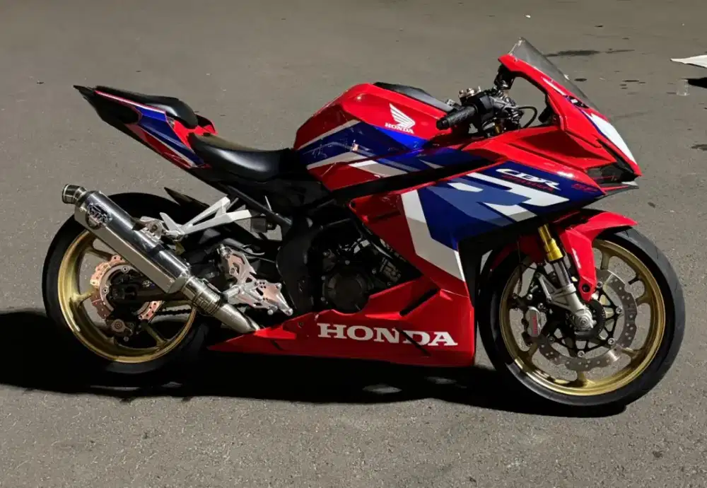 CBR 250RR SP TRICOLOR  2023