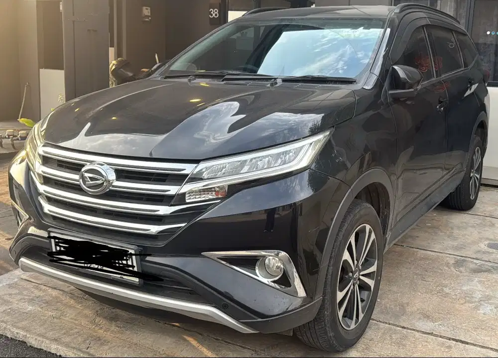Terios manual 2018 warna hitam