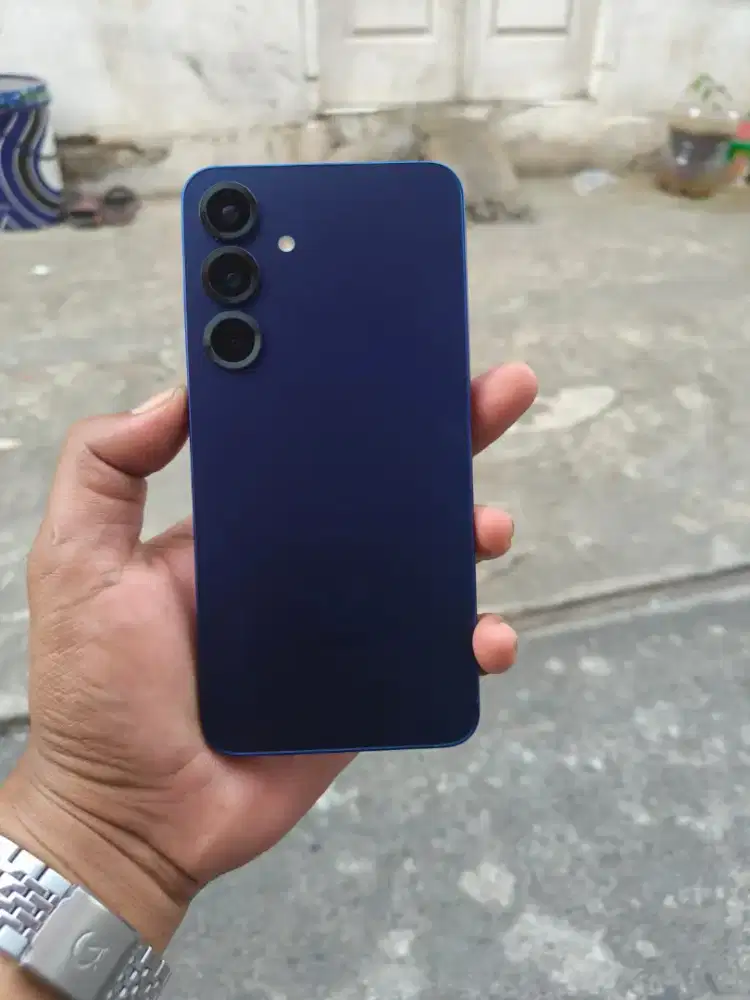 Jual aja nih hp kesayangan samsung S25 plus 12/512
