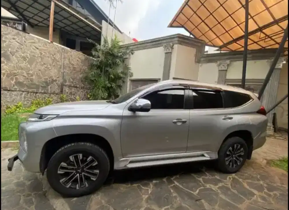 Mitsubishi Pajero Sport 2022 Bensin