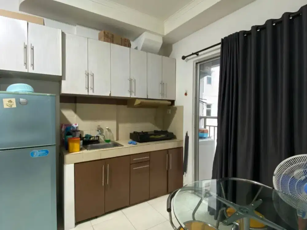 2Kamar furnish view pool ada mesin cuci SIAP HUNI Apt.Mediterania garden res 2