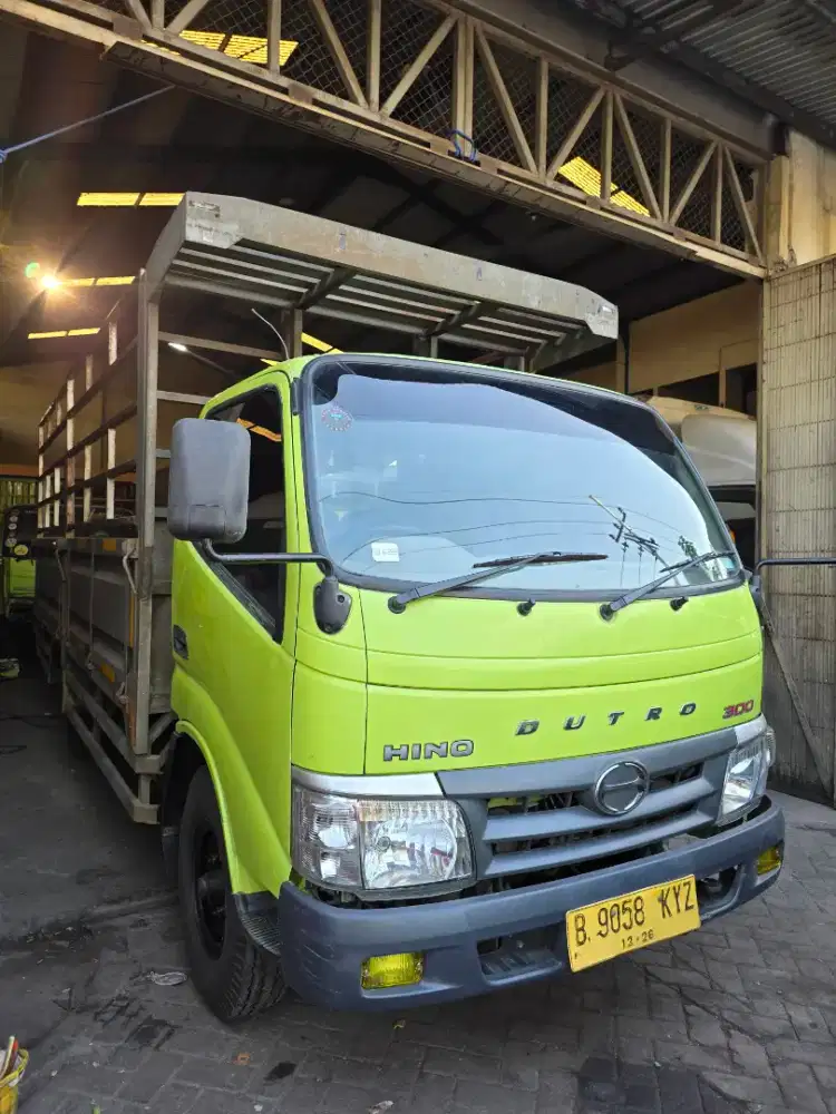 FS Hino Dutro 110SDL Long Engkel 4roda Bak Besi 3 Way 2021 pmk 2022