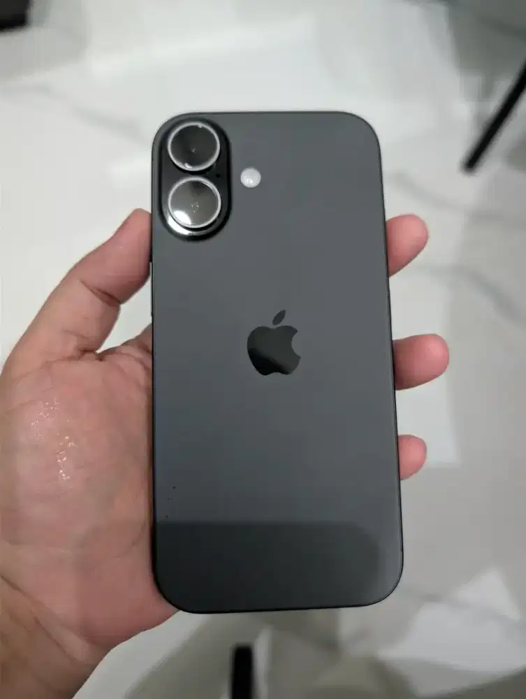 Dijual iphone 17 Black