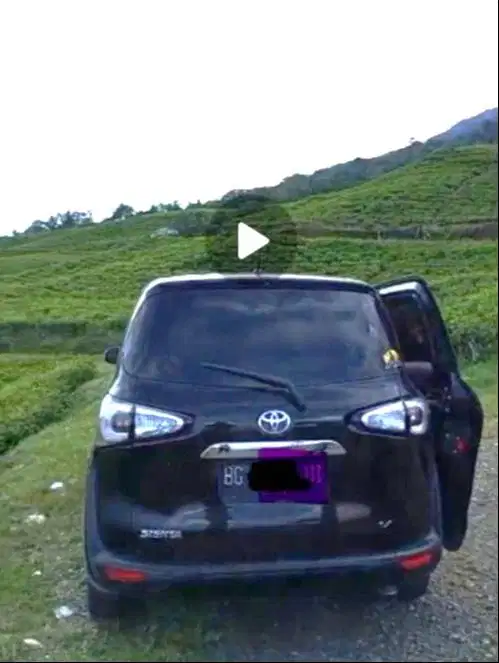 Dijual Toyota Sienta Tipe V AT