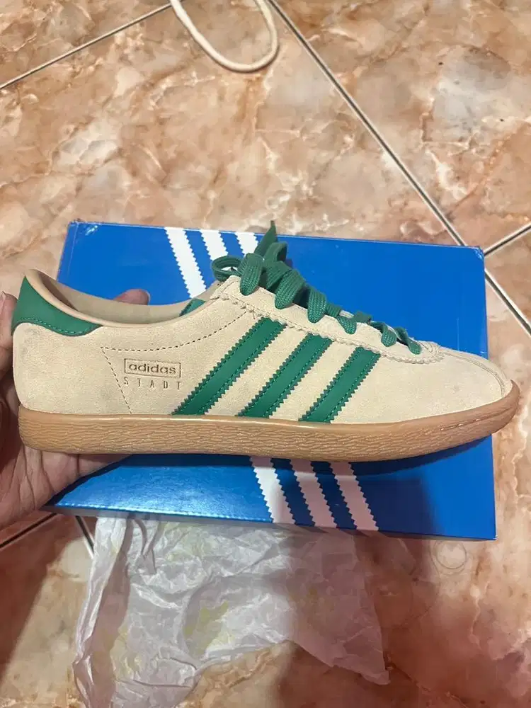 ADIDAS STADT LIFESTYLE SEPATU SHOES BEIGE
