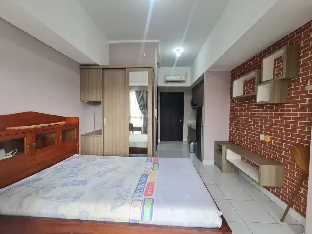Jl. Damai Foresta No.12, Sampora, Kec. Cisauk, Kabupaten Tangerang, Banten 15345
