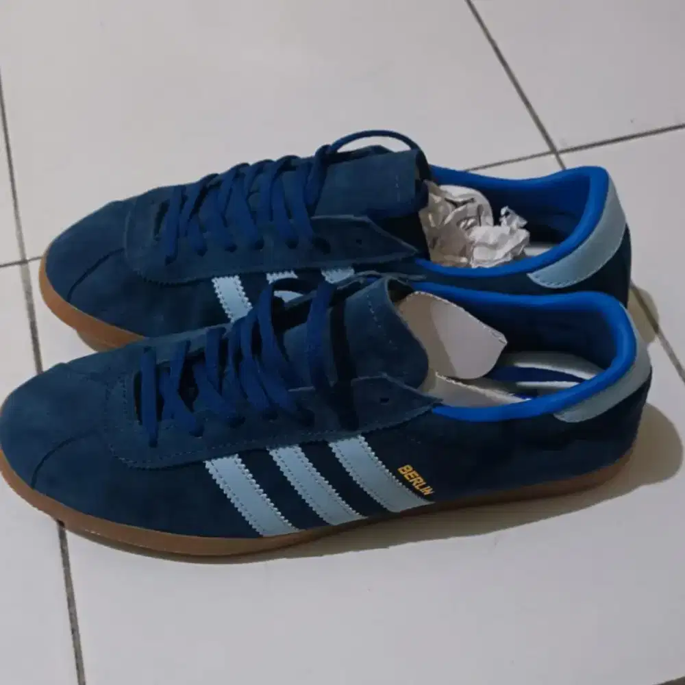 Sepatu Sneakers Adidas Gazelle Navy Blue Light Blue Gum Premium