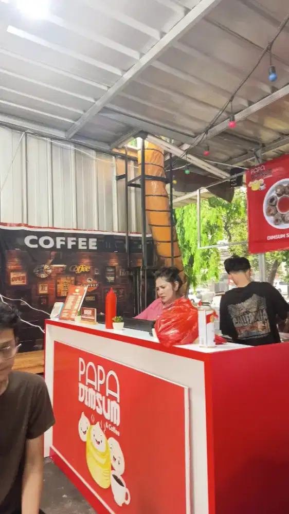 Operator booth dimsum