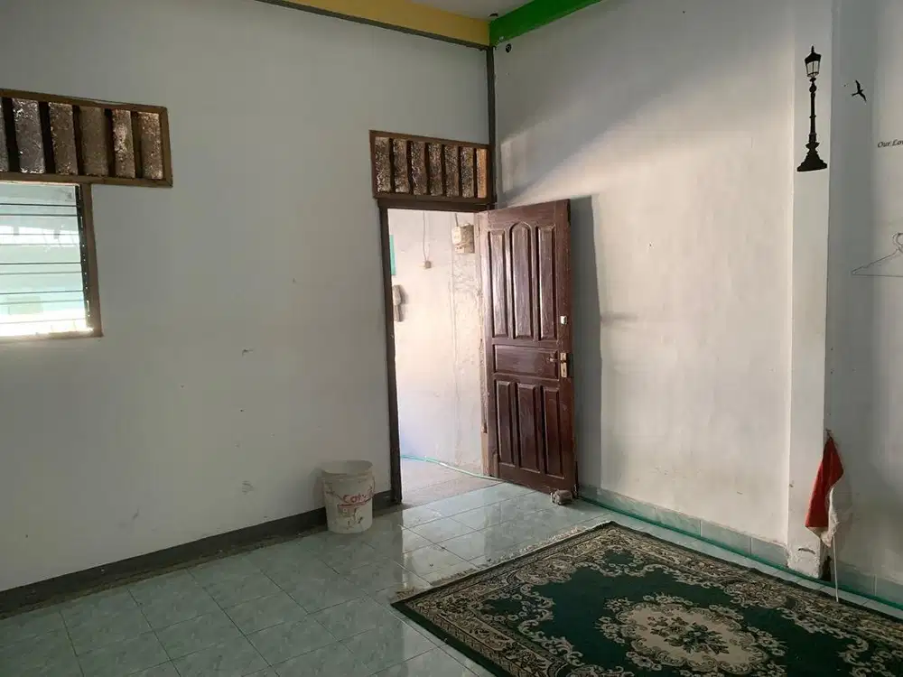 Rumah Dikontrakan 2 Lantai