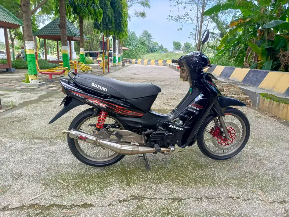 Suzuki Tornado GS