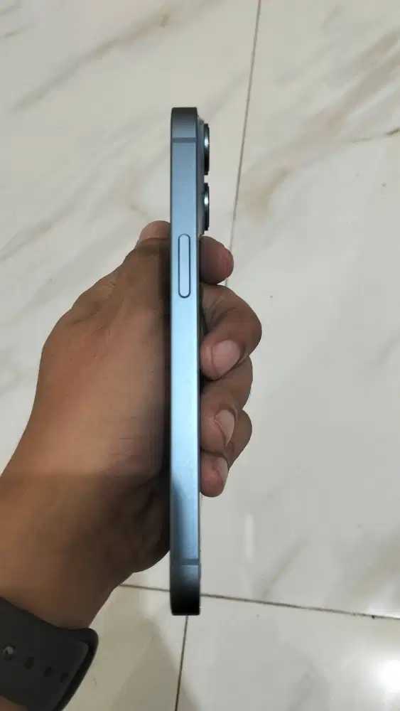 IPHONE 14 256GB GARANSI RESMI INDONESIA