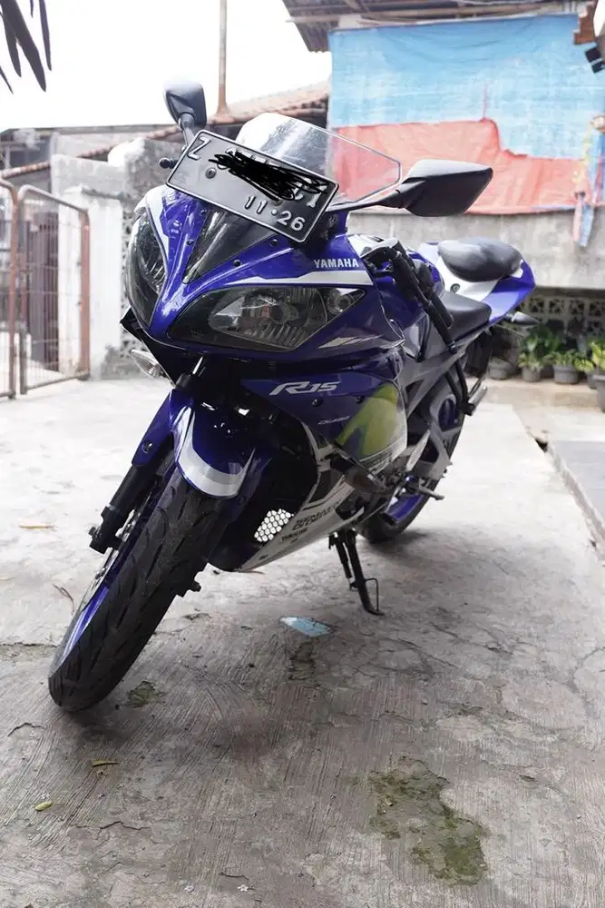 DIJUAL R15 V2 2016