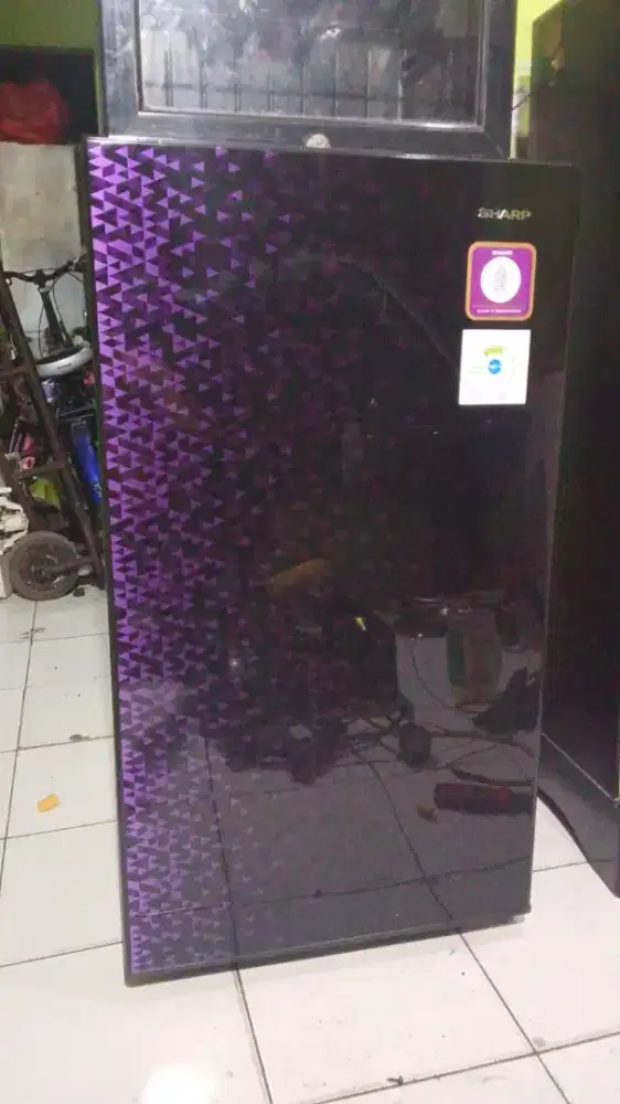 Kulkas mini 1 pintu SHARP GRATIS ANTAR