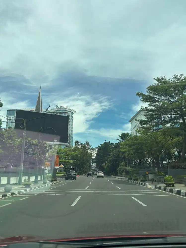 Dibutuhkan pegawai wanita