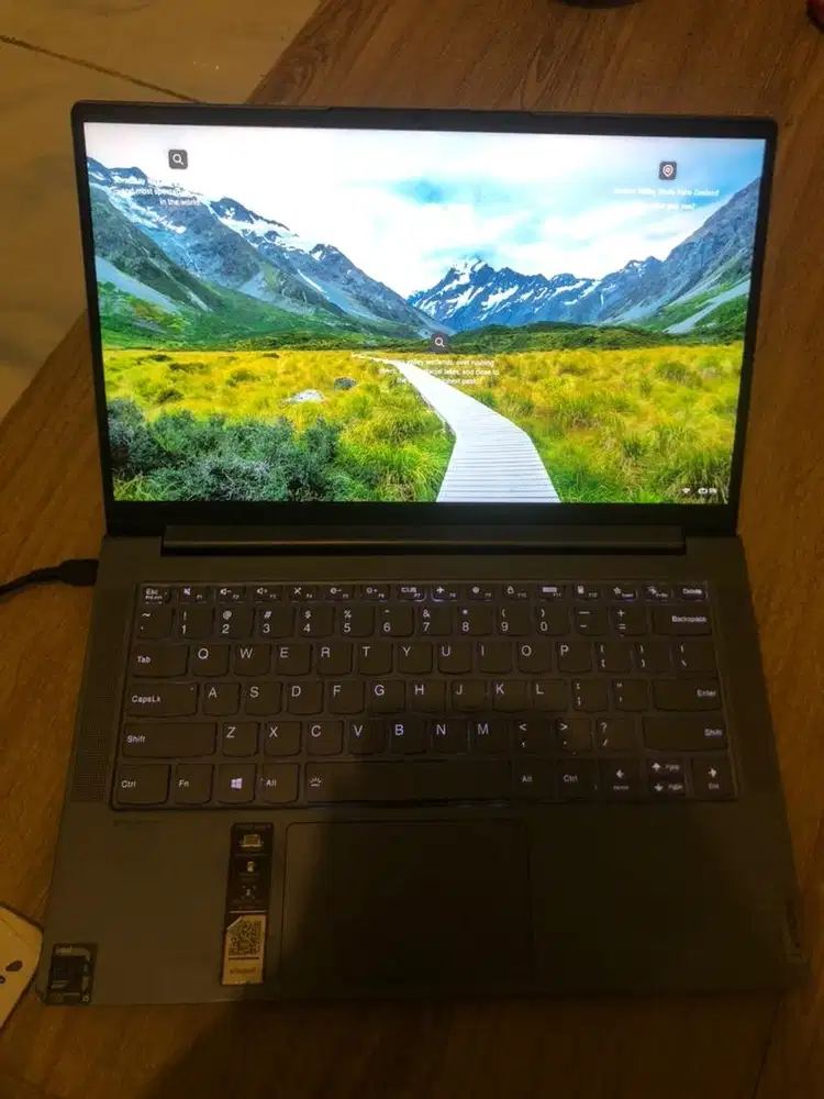 Lenovo Yoga Slim 7 14ITL05 i5 Gen 11 RAM 8GB SSD 512GB Premium