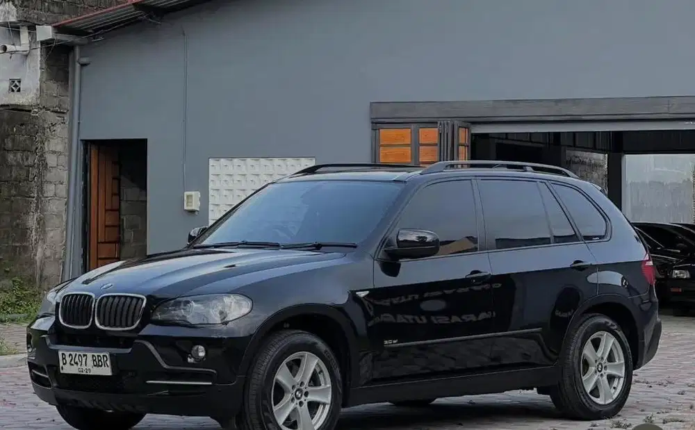 BMW X5 tahun 2008