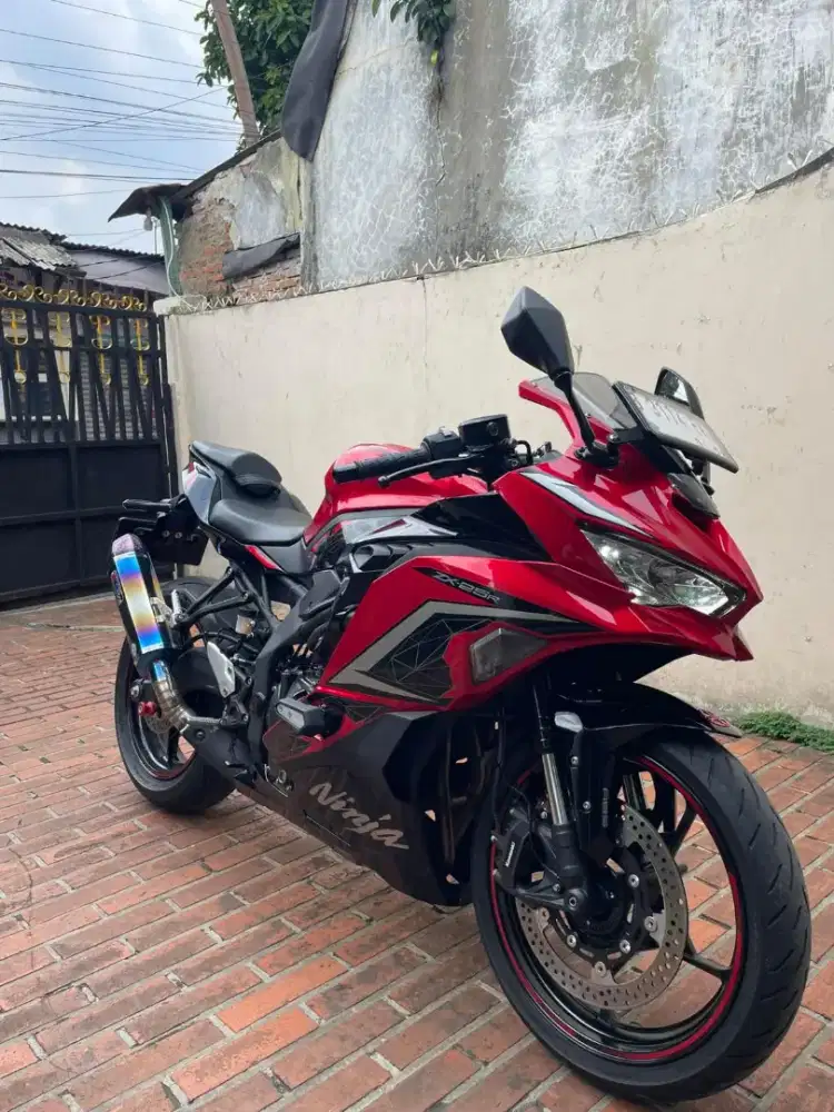 Dijual Kawasaki Ninja ZX25RR 2023