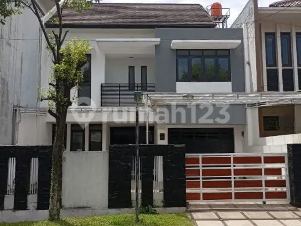 Rumah Bagus Siap Huni Dalam Komplek Batununggal, Dekat Tol Moh Toha, di Buah Batu, Batununggal, Soekarno Hatta, Bandung Tengah