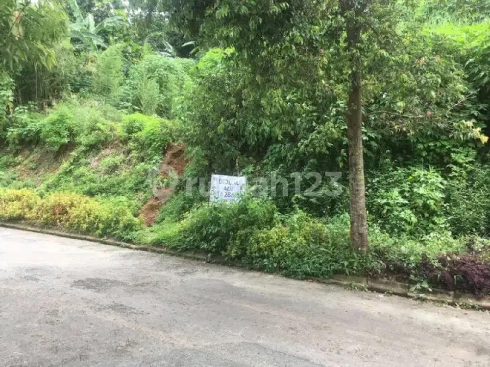 Tanah Kontur Upslope di Dalam Komplek Dago,Lokasi Dekat Kampus Itb, Unpar, Unpas, di Dago, Sayap Dago, Bandung Utara, Cigadung, Bandung Kota