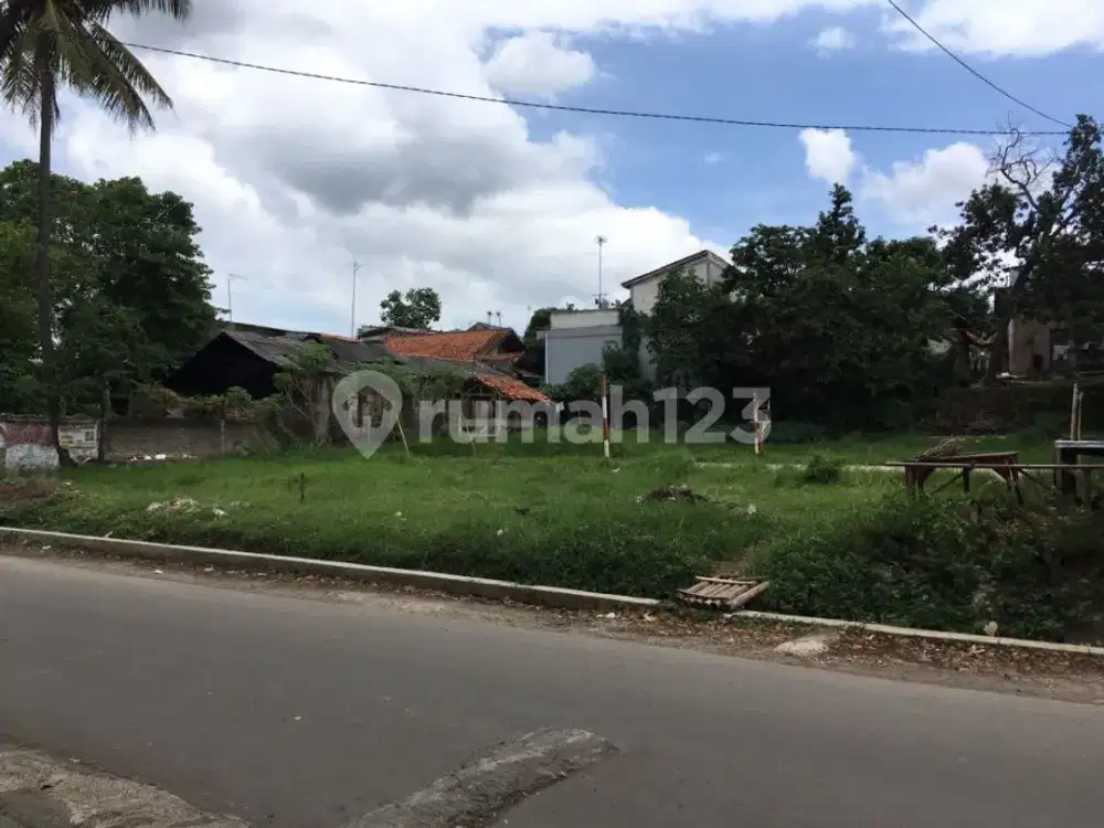 Tanah Kontur Rata Siap Bangun, Cocok untuk Bisnis Kost, Invest, Lokasi Strategis, di Jatinangor, Sumedang, Bandung Timur