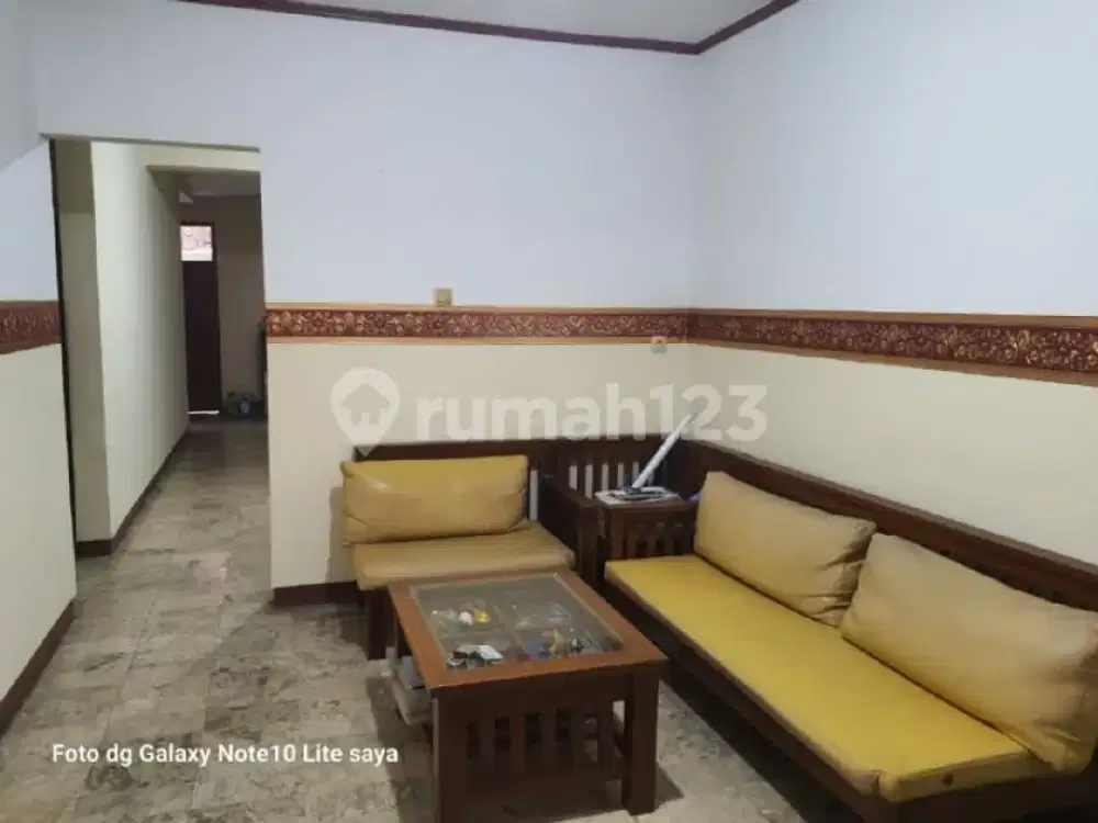 Rumah Bagus Siap Huni, Lokasi Strategis, Dekat Kampus Widyatama,Itb,Rs Santo Yusup, di Cikutra,Supratman, Sayap Riau,Bandung Utara, Bandung Kota