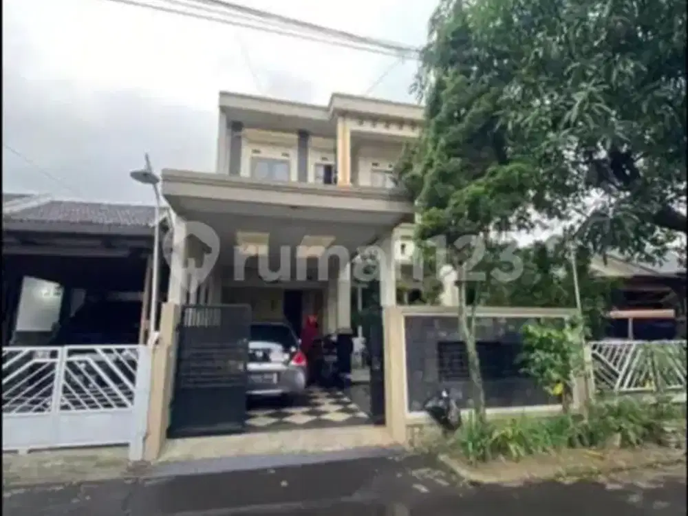 Rumah Bagus 2 Lantai Siap Huni, Dekat Kampus Widyatama, Itb,Unikom, Tahura, di Tubagus Ismail, Dago, Cikutra,Cigadung, Bandung Utara, Bandung Kota