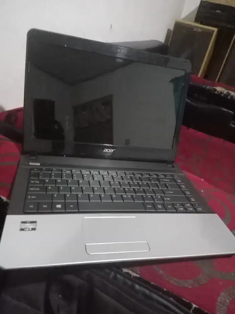 Laptop Acer mulus no minus siap pakai