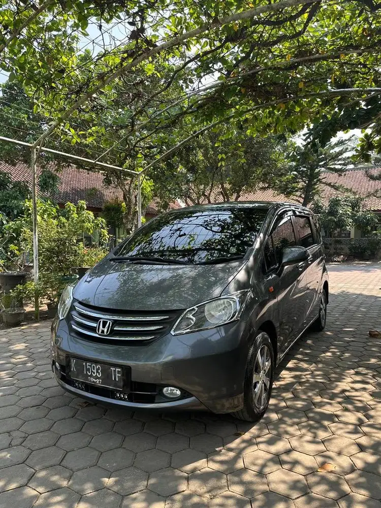 HONDA FREED AT PSD 2010