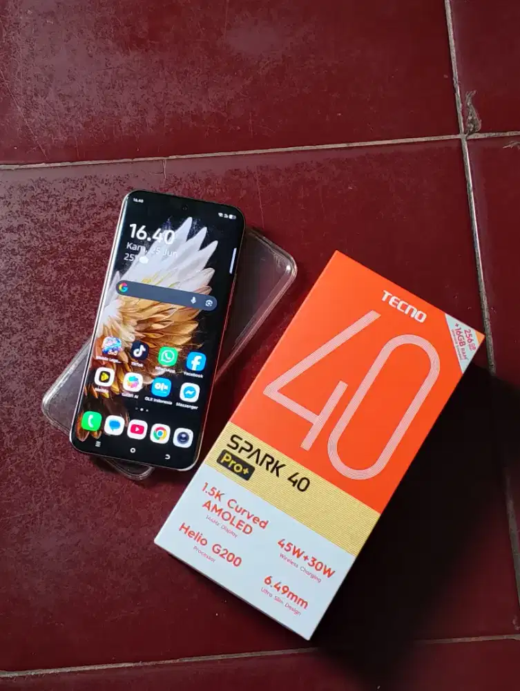 Tecno spark 40 pro plus 8+8/256 fulset