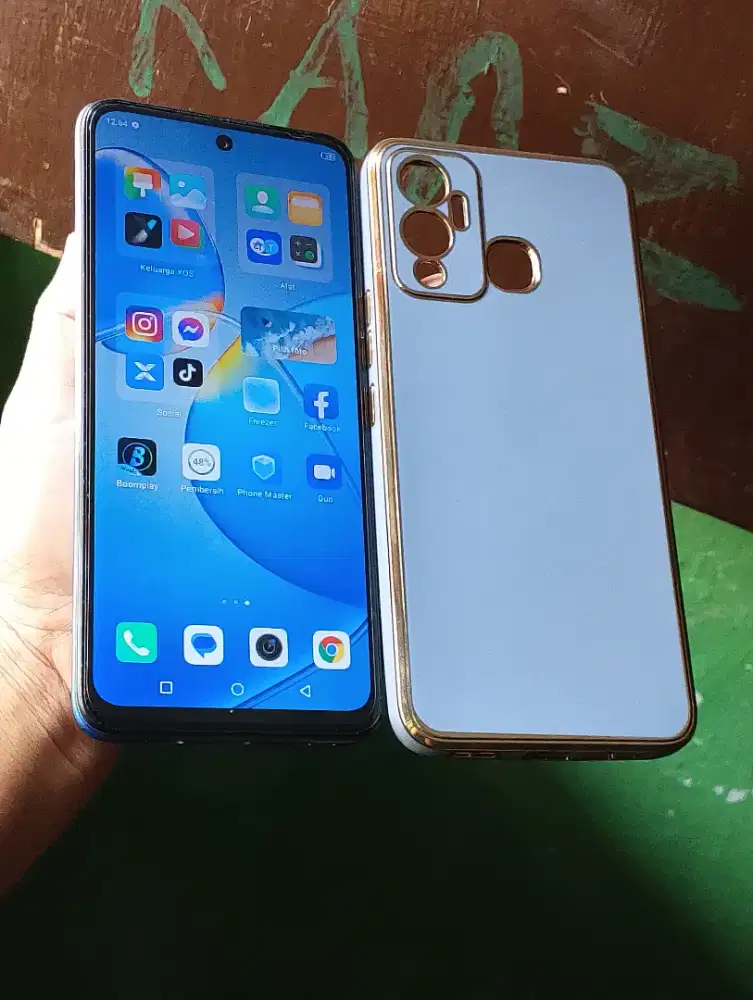 Infinix hot 12 play 4+1/64