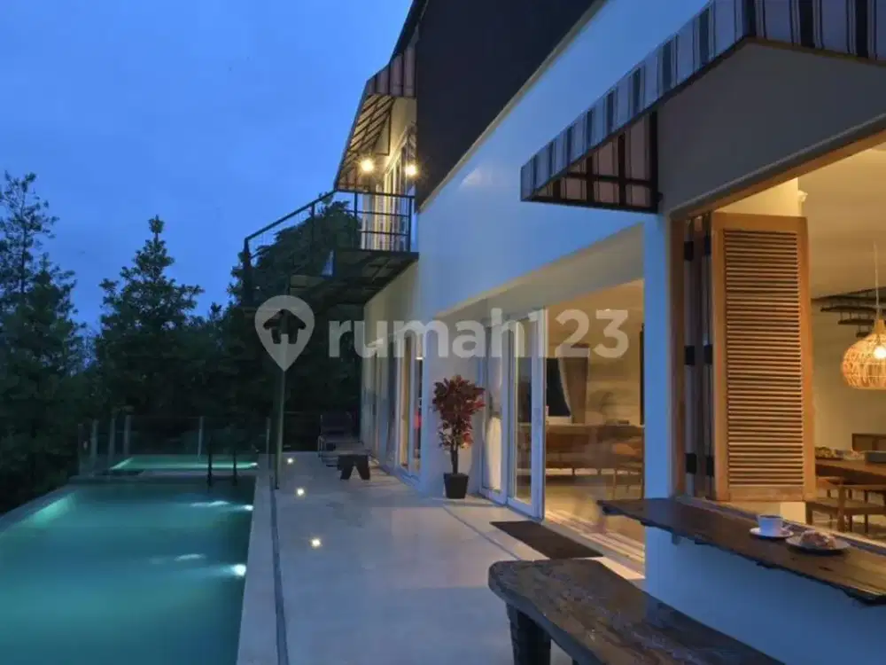 For Sale Villa Komersil Mewah dan Aktif di Area Dago Bandung Utara