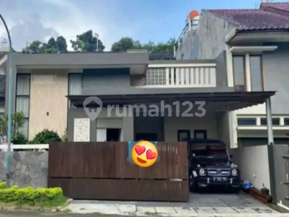 Full Furnished Rumah Bagus di Setra Duta Bandung