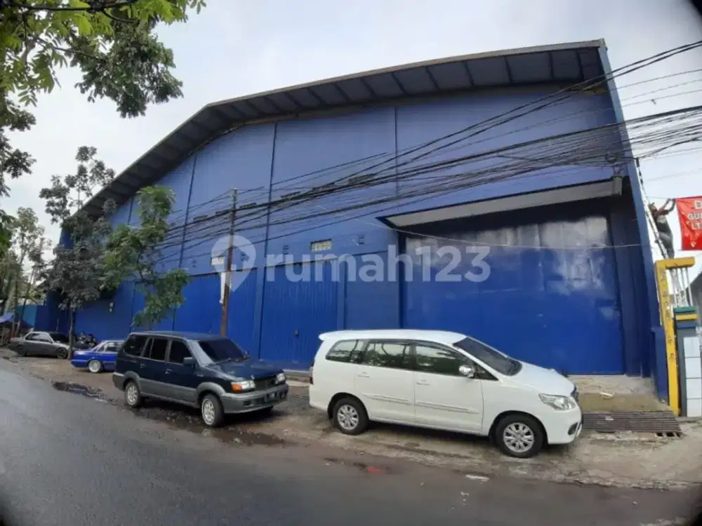 Gudang Di Area Kiaracondong Bandung