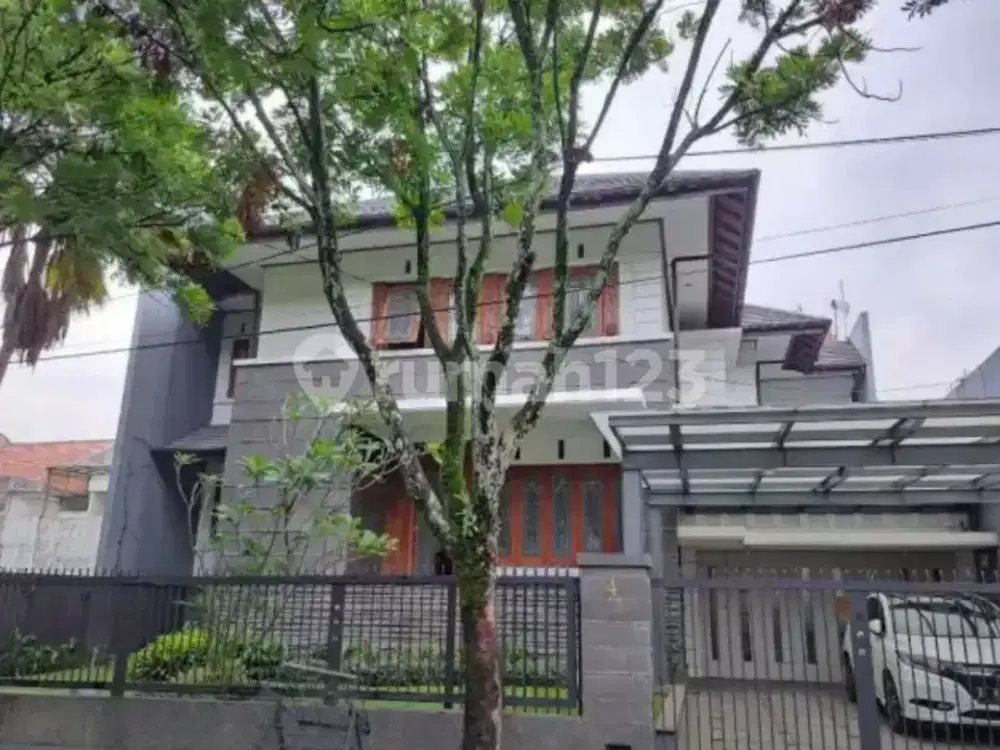 Rumah Bagus Di Salah Satu Cluster Komplek Batununggal Bandung