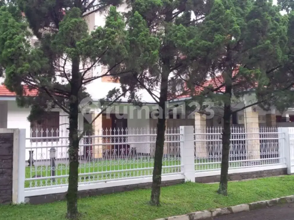 For Sale Rumah di Komplek Eksklusif di Area Dago Kota Bandung